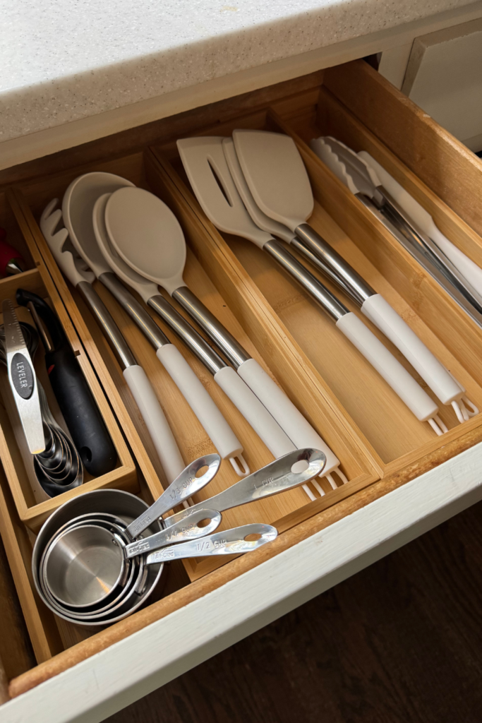 How To Organize Kitchen Drawers